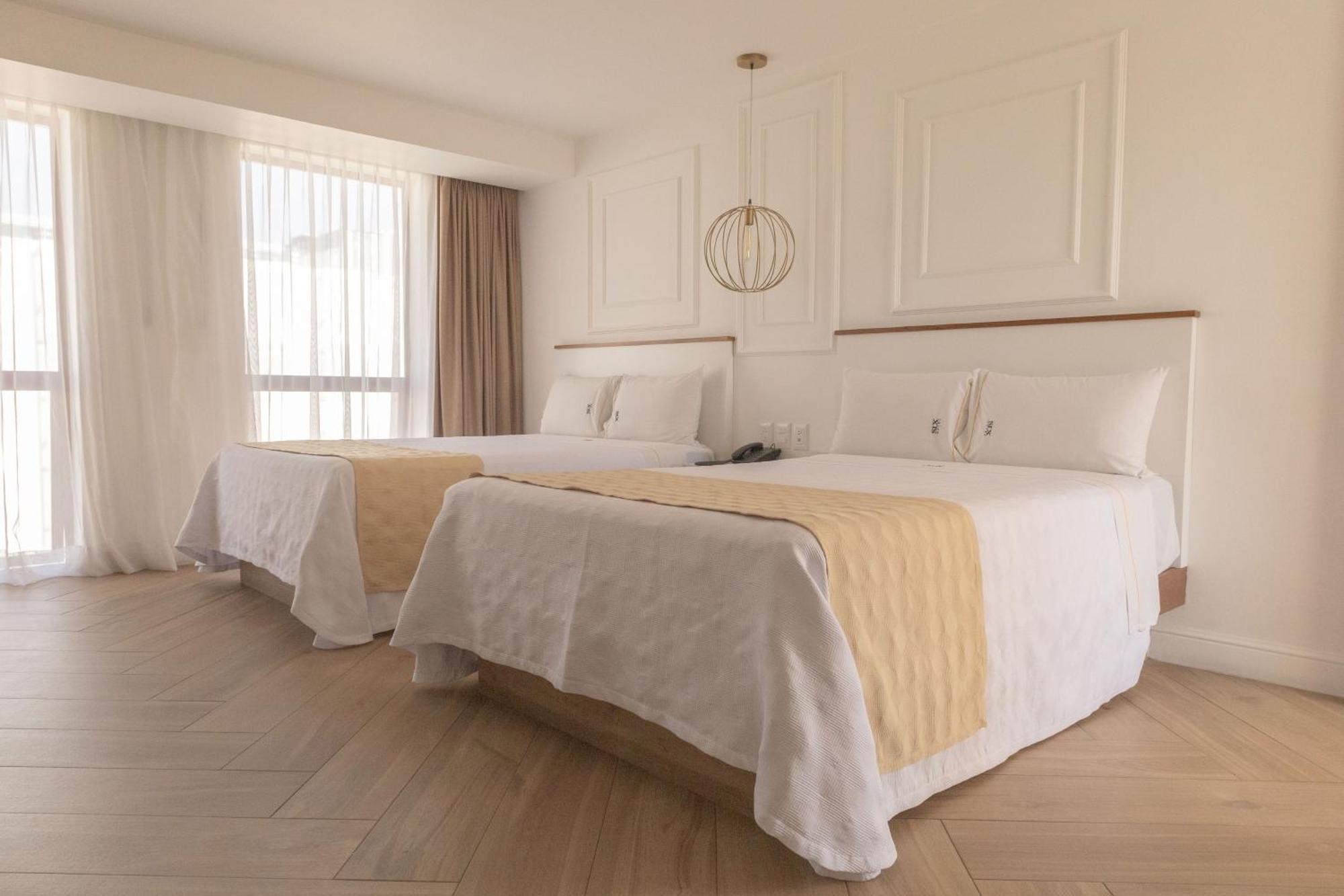 Six Hotel Guadalajara Degollado Eksteriør bilde