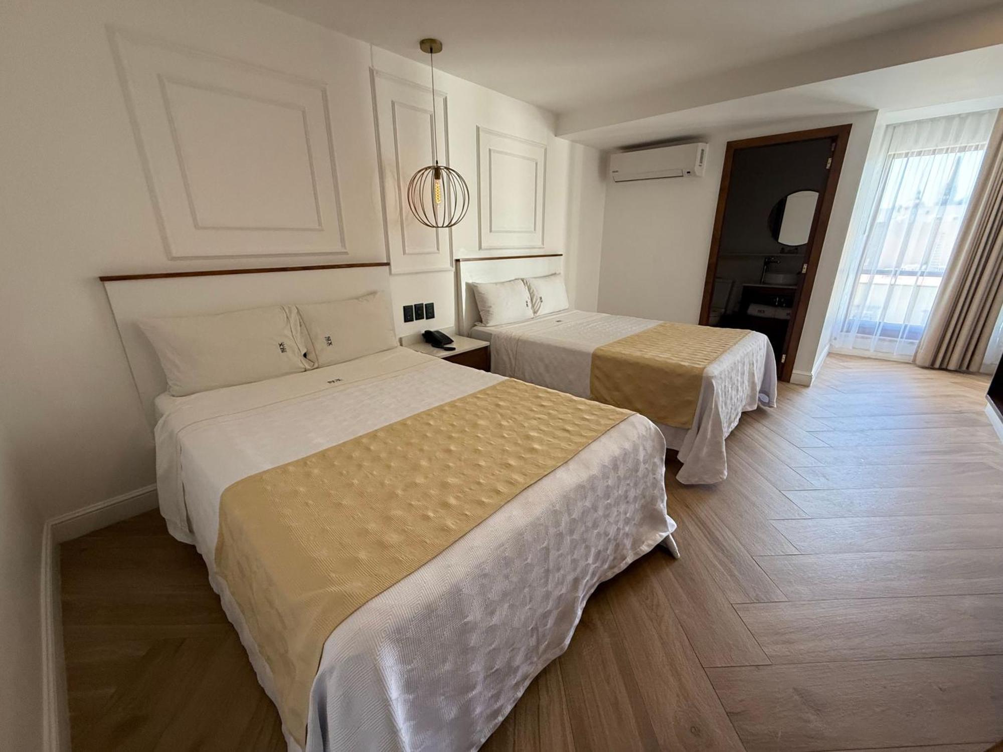 Six Hotel Guadalajara Degollado Eksteriør bilde